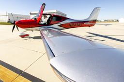 Cirrus - SR22T - photo 9