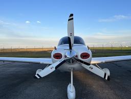 Cirrus - SR22 G2 GTS - photo 2
