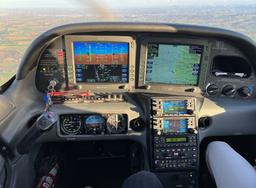 Cirrus - SR22 G2 GTS - photo 4
