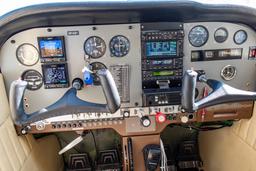 Cessna - Cessna F172H Skyhawk - photo 7
