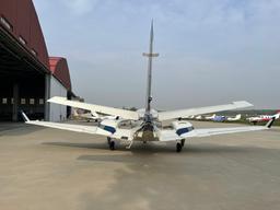 Beechcraft - Beechcraft B60 Duke - photo 3