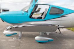 Cirrus - SR20 - photo 9