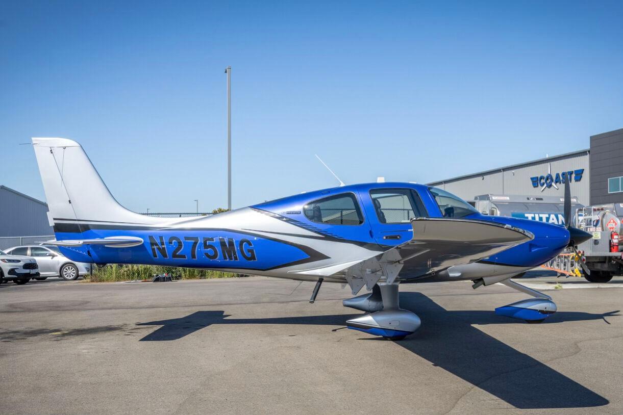 Cirrus - SR20 - main photo