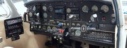 Piper - Piper PA-34-200T Seneca II - photo 8