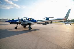 Diamond - DA42 - photo 3