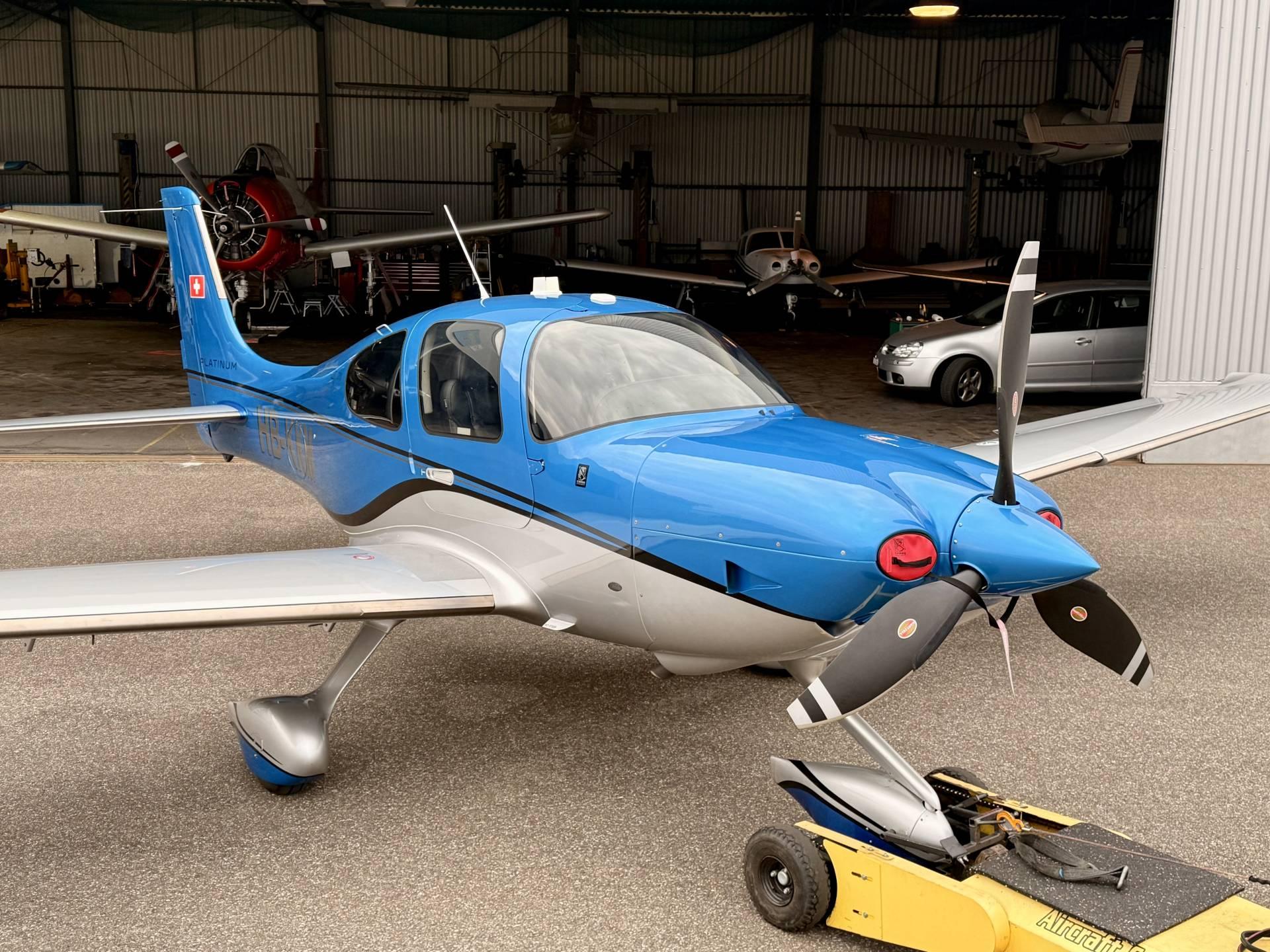 Cirrus - SR22T G5 GTS Air Con - main photo