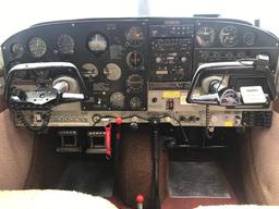 Piper - PA-24-250 Comanche Long Range - photo 3