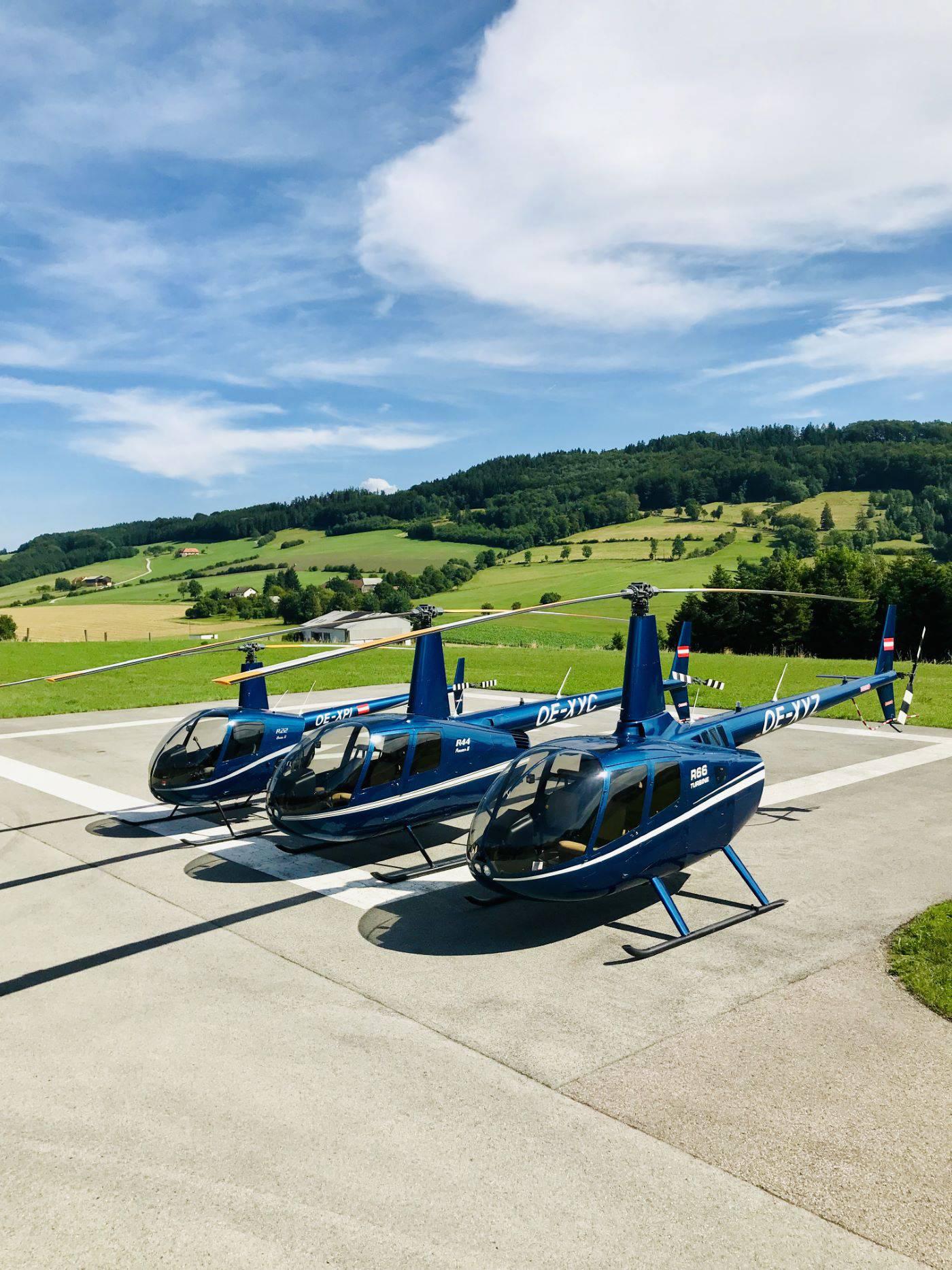 Robinson - R-44 Raven I - main photo