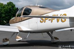 Cirrus - SR22 G3 GTS X - photo 8