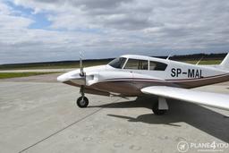 Piper - PA-30 Twin Comanche 2xG5 - photo 8
