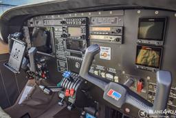 Piper - PA-34-220T Seneca III - photo 22
