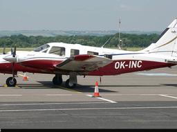 Piper - PA-34-220T Seneca V - photo 1
