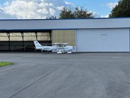 Cessna - 172 N - photo 3