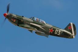 Yakovlev - Yak-9 UM - photo 2