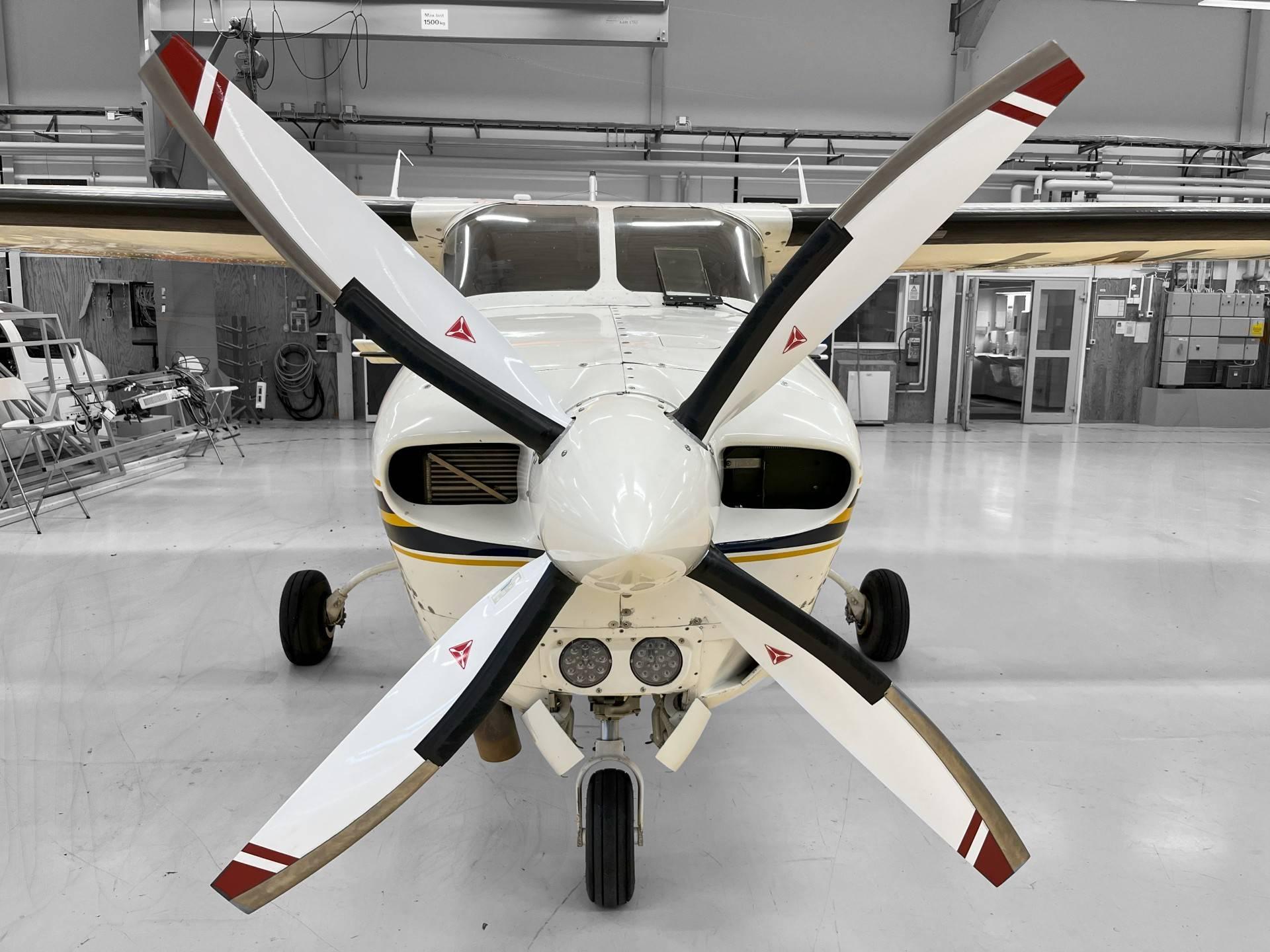 Cessna - P-210 Pressurized Centurion - main photo