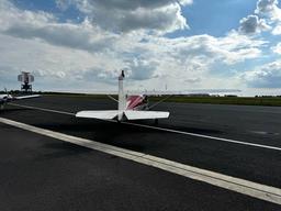 Cessna - 150 A - photo 8