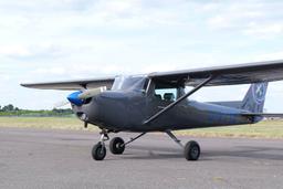 Cessna - 152 - photo 27
