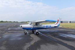 Cessna - F-152 - photo 1