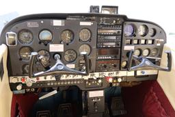 Cessna - F-172 H - photo 25