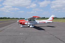 Cessna - F-182 Q - photo 2