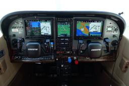 Cessna - F-182 Q - photo 18