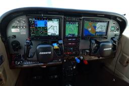 Cessna - F-182 Q - photo 22