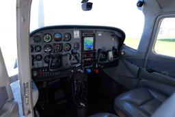 Cessna - 182 Skylane S - photo 21