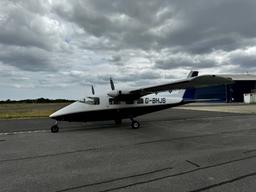 Partenavia - P-68 B - photo 3