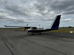 Partenavia - P-68 B - photo 11
