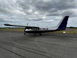 Partenavia - P-68 B - photo 12