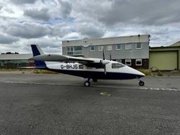 Partenavia - P-68 B - photo 5
