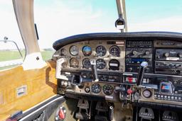 Piper - PA-28-161 Warrior II - photo 26
