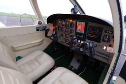 Piper - PA-28-181 Archer III - photo 15