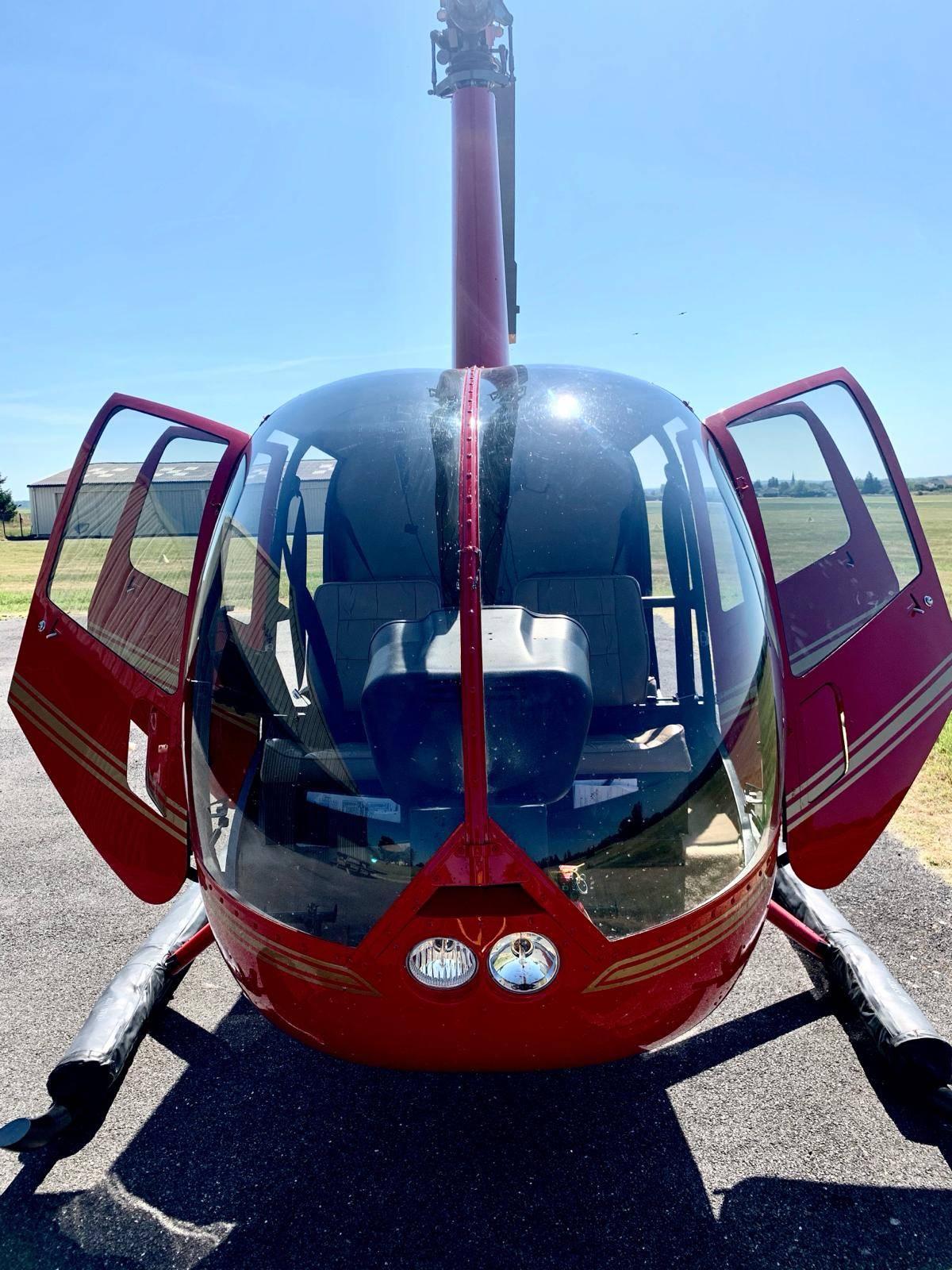 Robinson - R-44 Clipper II - main photo