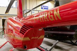 Robinson - R-44 Clipper II - photo 7