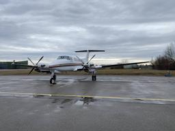 Beech - 350 Super King Air - photo 2