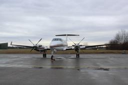 Beech - 350 Super King Air - photo 3