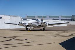 Beechcraft - BARON - photo 20