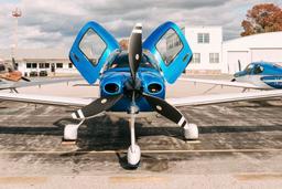 Cirrus - SR22 - photo 2