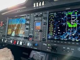 Diamond Aircraft - DA50 - photo 2