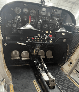 Cessna - 185 Skywagon (U-17) - photo 3