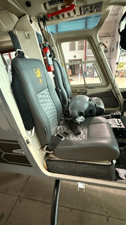 Bell - 206B (1977 & up) - photo 3