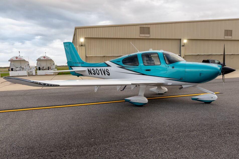 Cirrus - SR20 - main photo