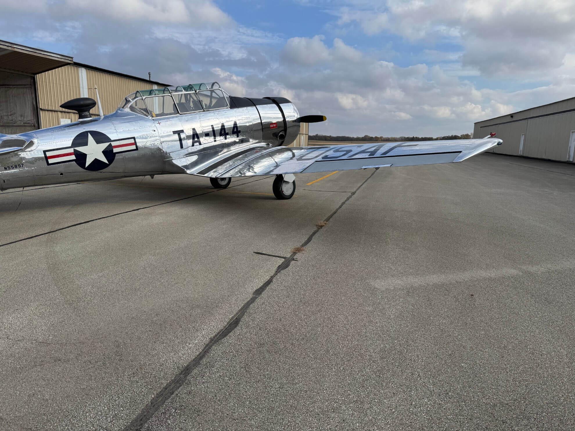 North American Aviation - North American T-6G Texan - main photo