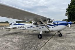 Cessna - Cessna 172R Skyhawk - photo 2