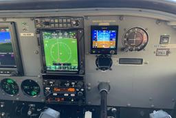 Cessna - Cessna 172R Skyhawk - photo 12