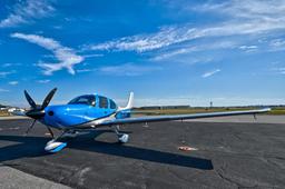 Cirrus - SR22T - photo 6