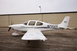 Cirrus - SR20 - photo 2