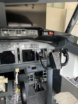 Boeing - 737 - photo 2
