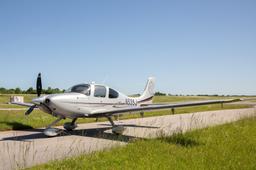 Cirrus - SR22T - photo 1